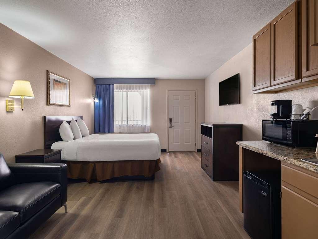 Hotel Travelodge By Wyndham Az 2*
