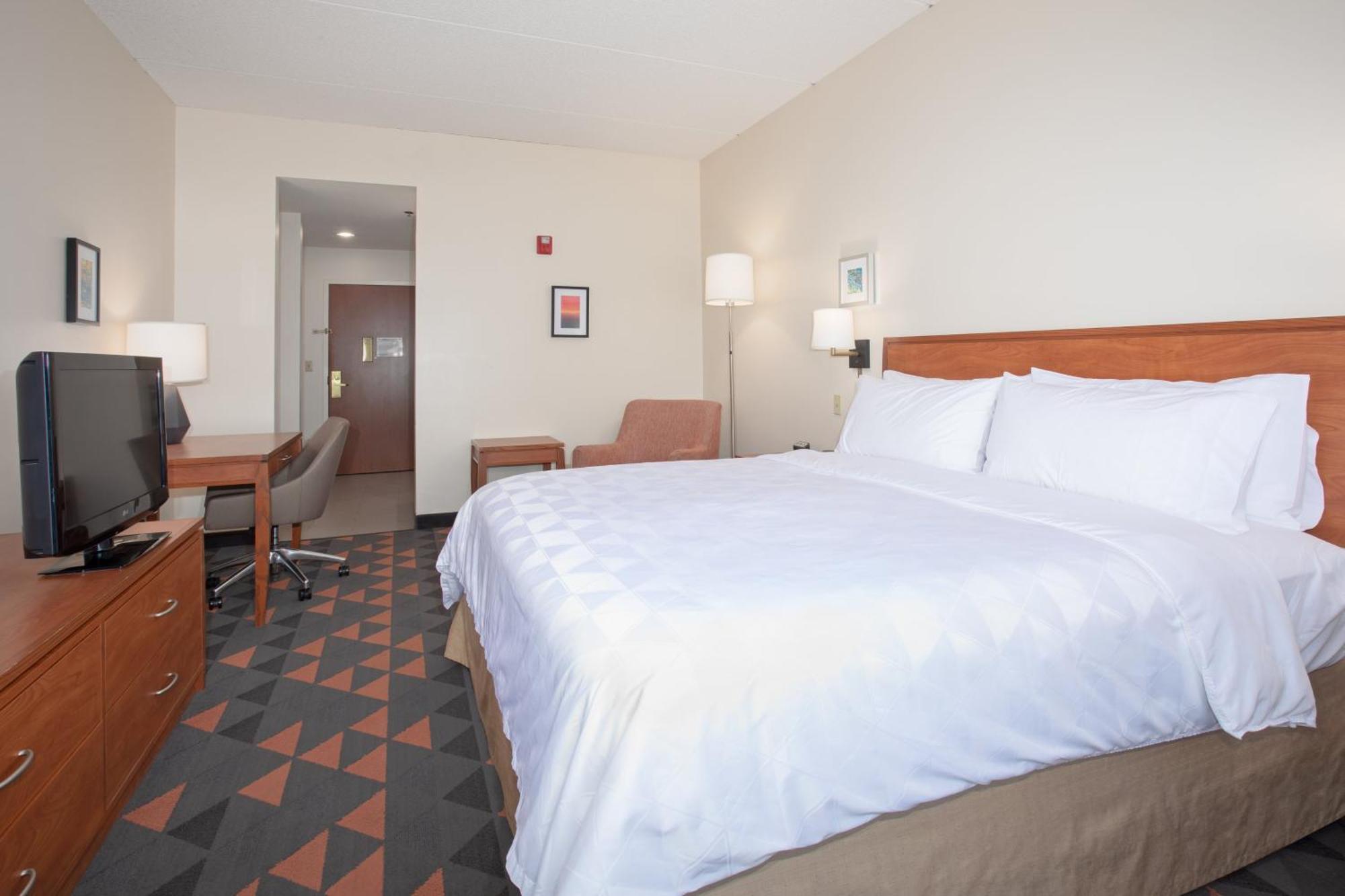 & - West Phoenix Area By Ihg 3* Goodyear