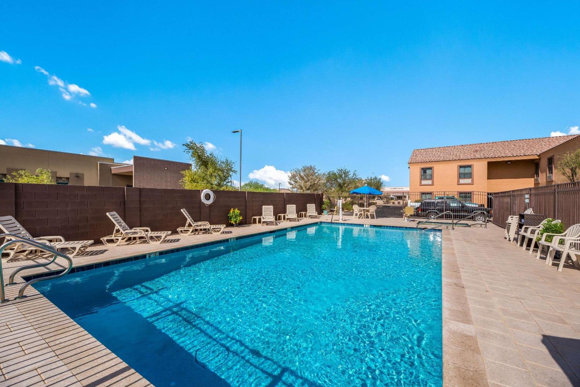 Mainstay Extended Hotel