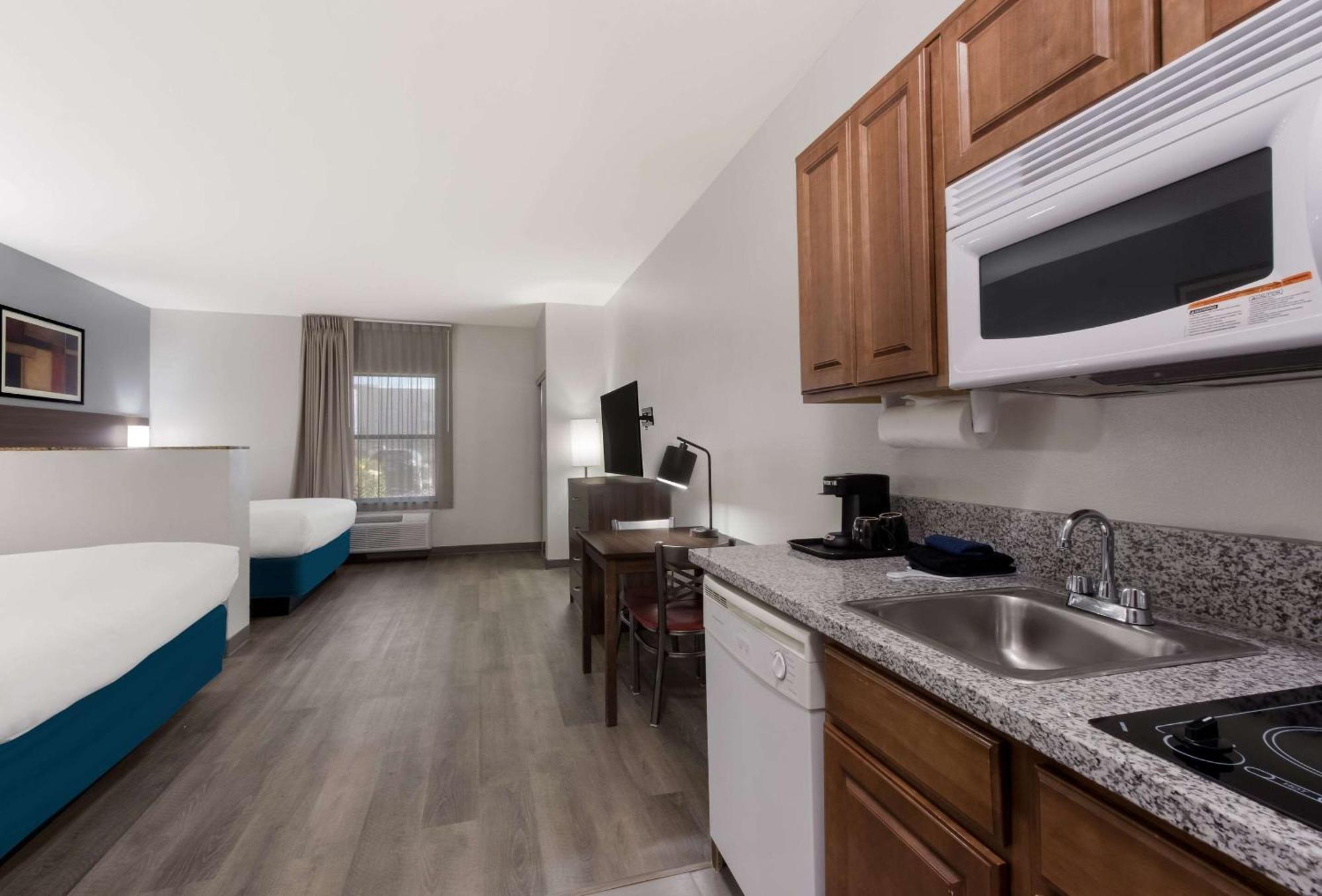Hotel Mainstay Extended 3*