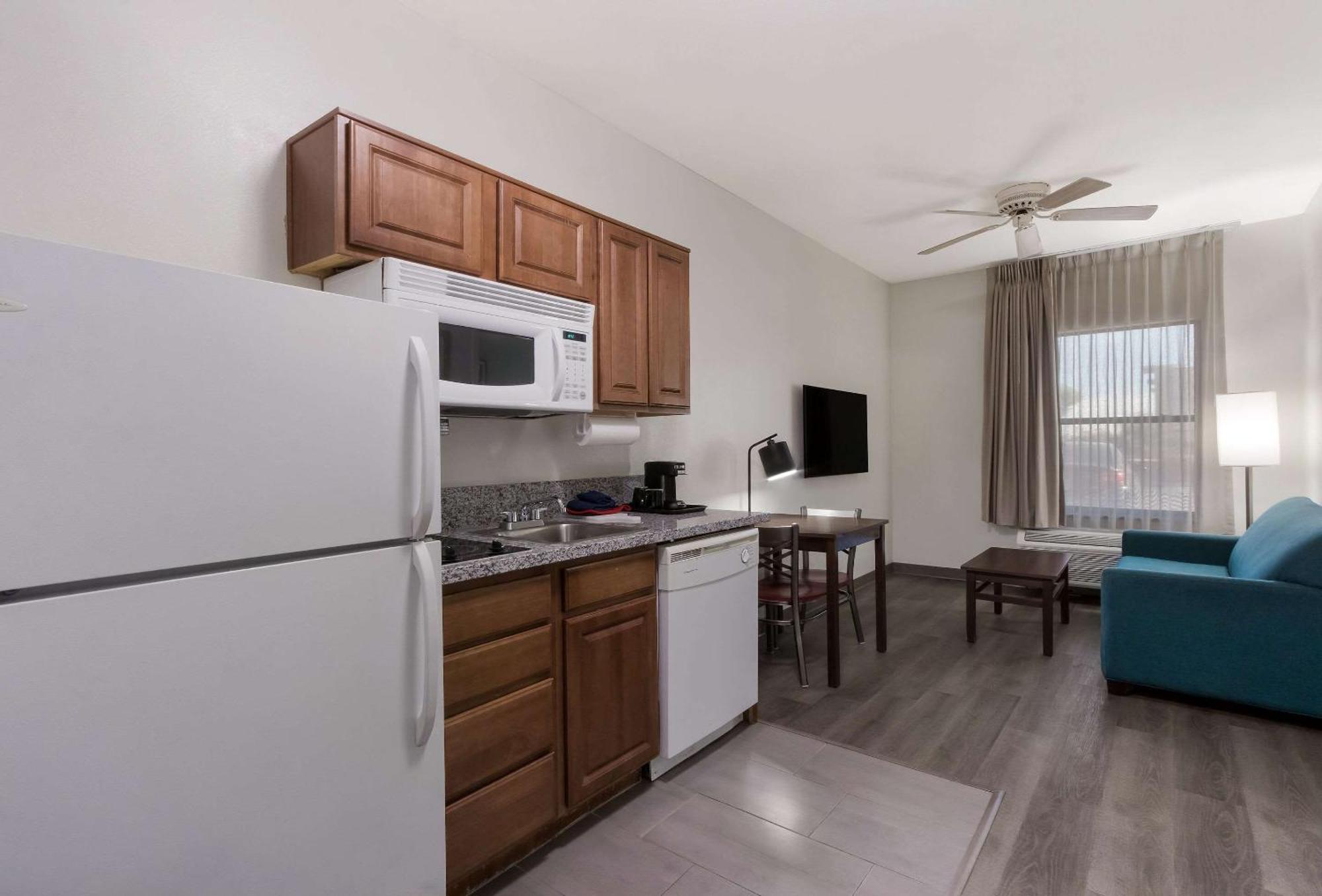 Mainstay Extended Hotel