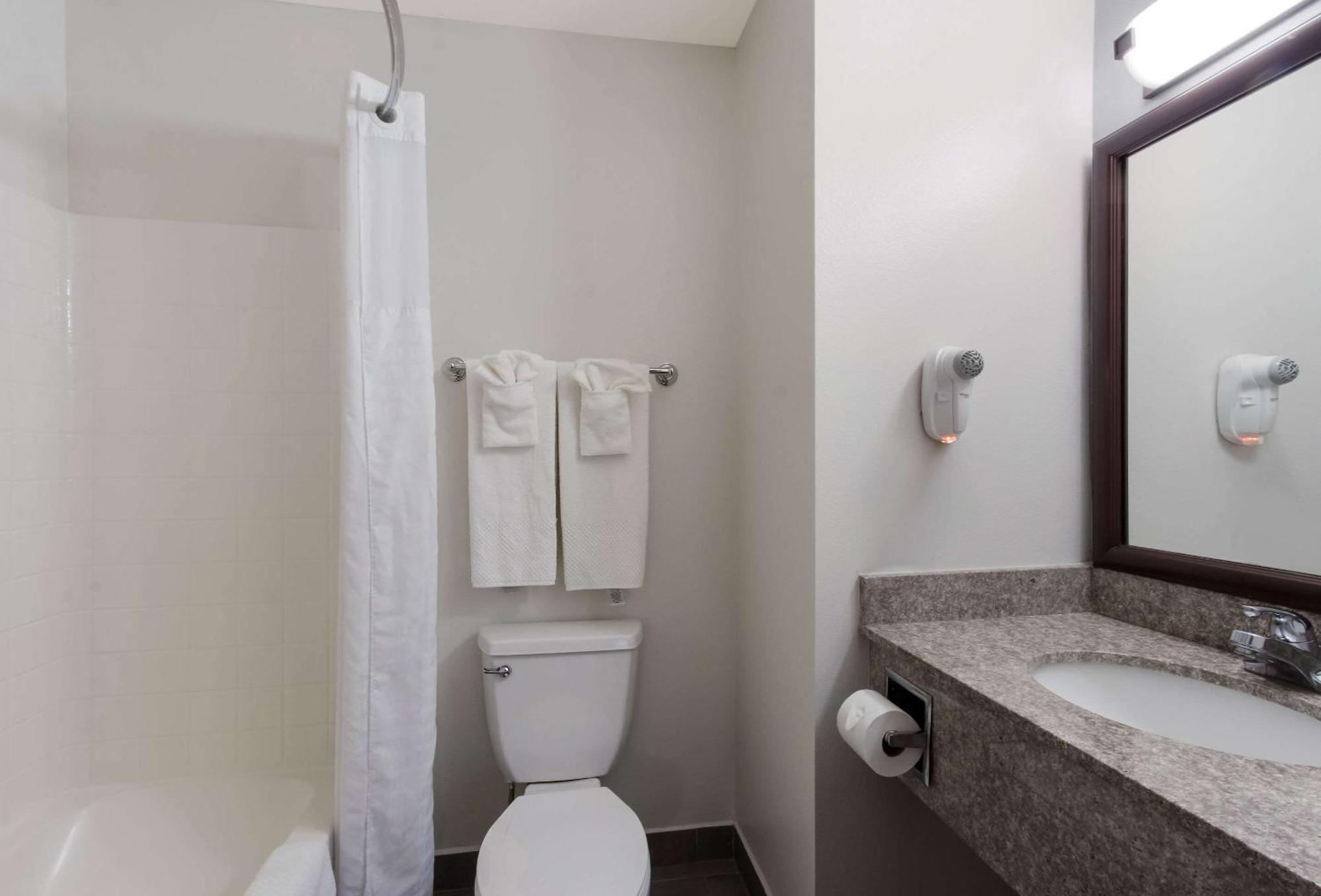 Hotel Mainstay Extended