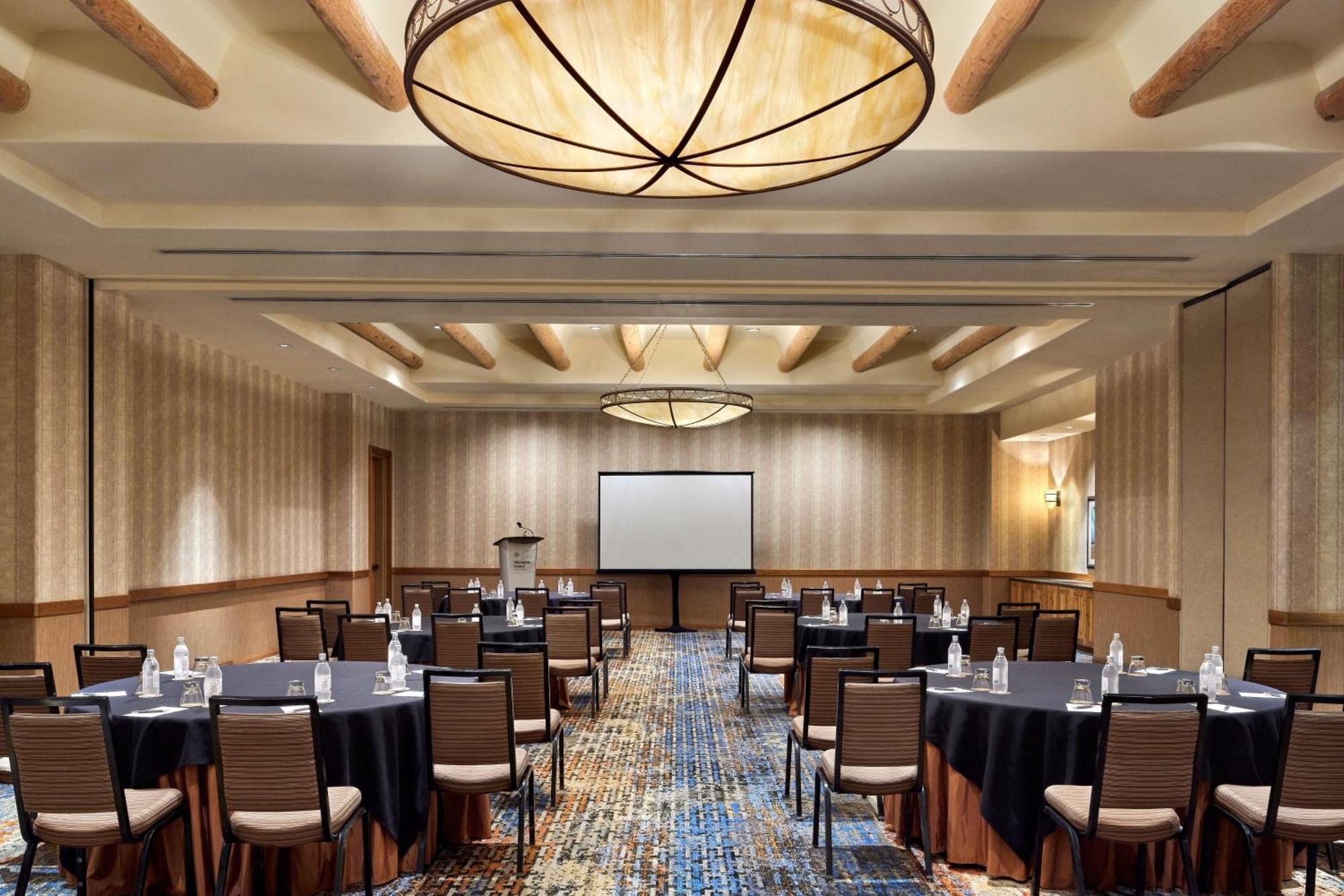 Sheraton Grand At Wild Horse Pass Resort 4*