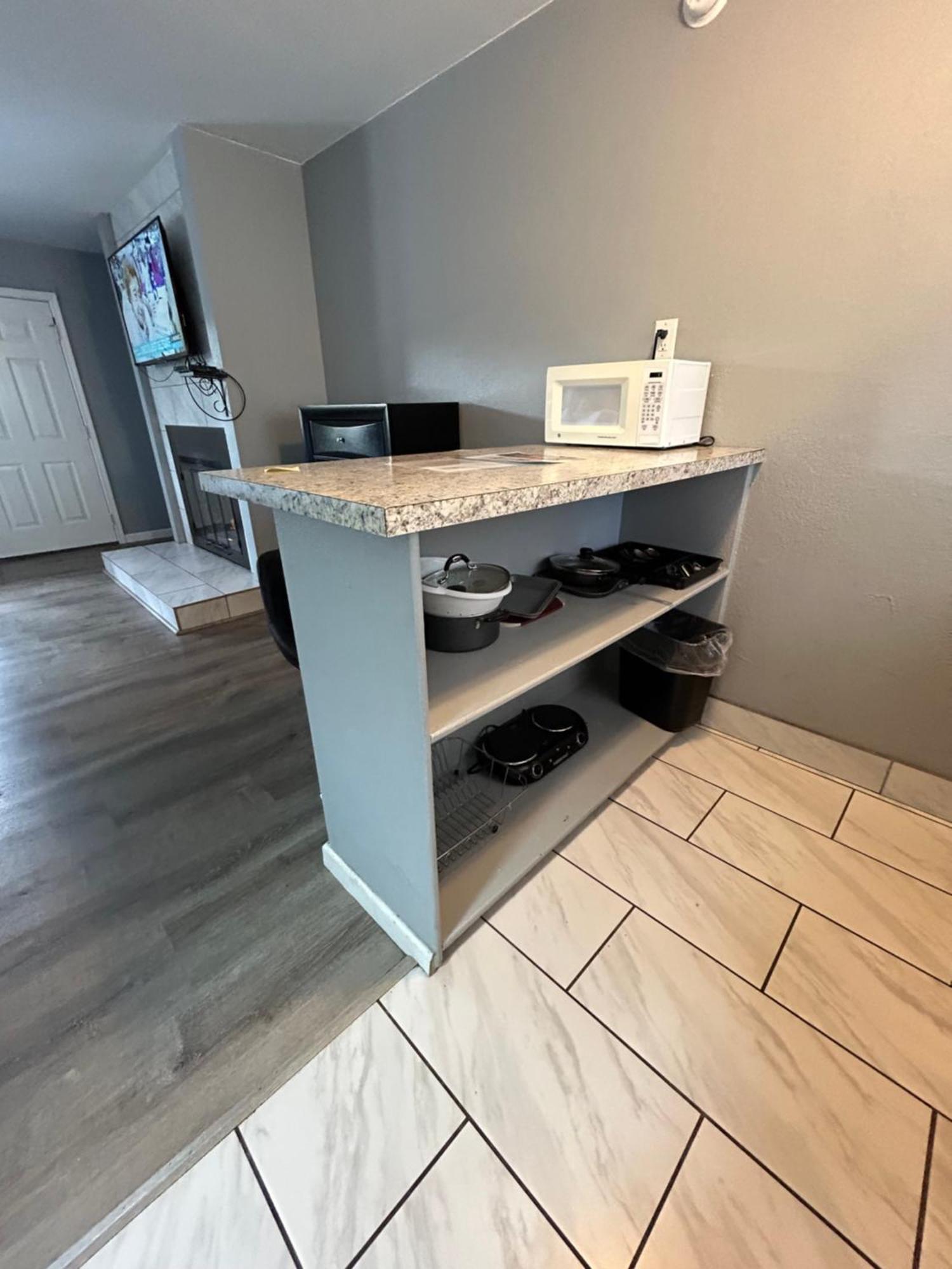 Sierra Motel 2*