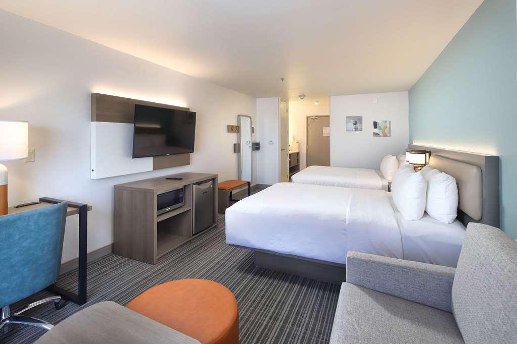 Comfort At Mall Hotel Tucson