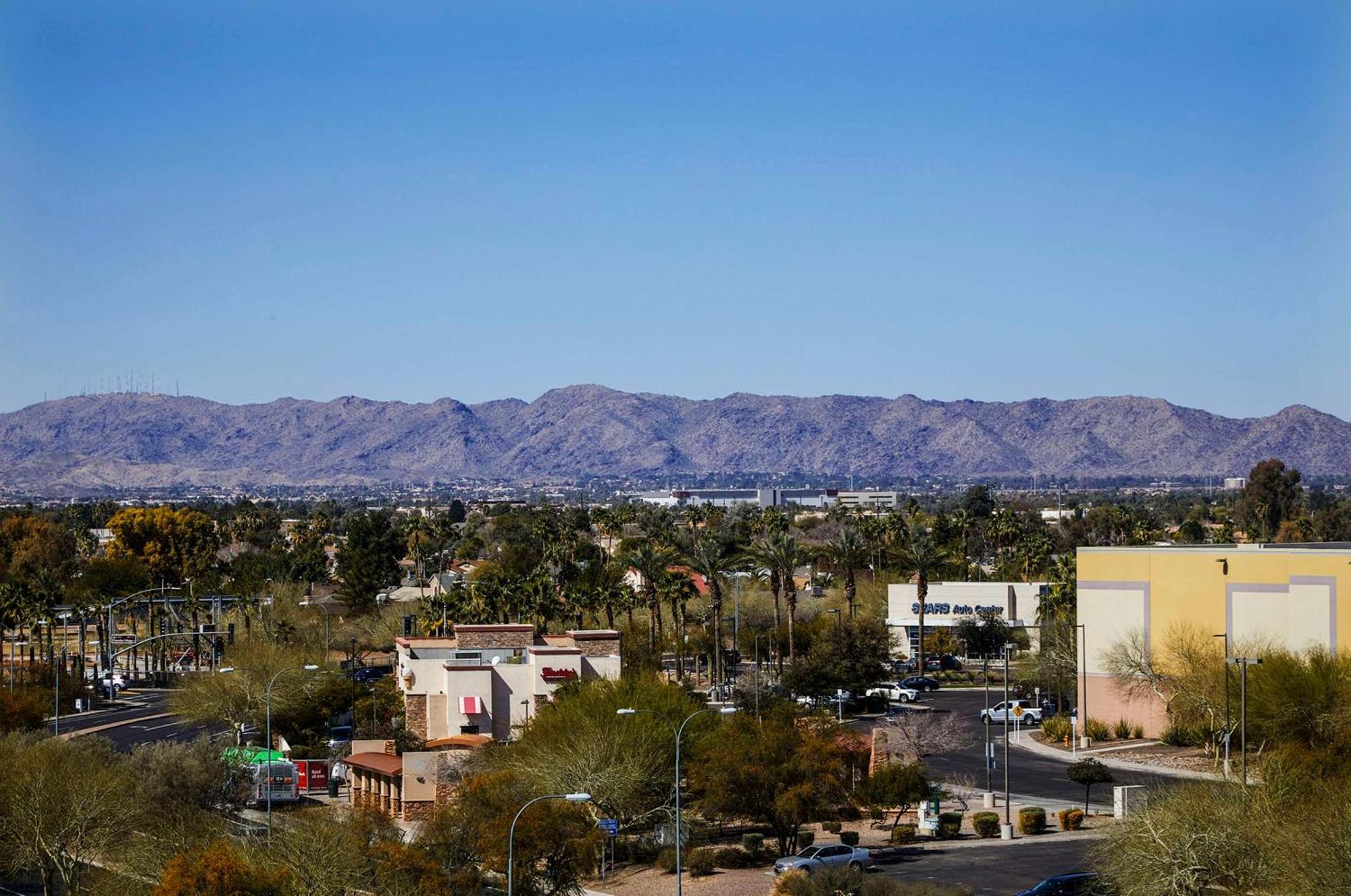 Cambria Phoenix - Fashion Center Hotel