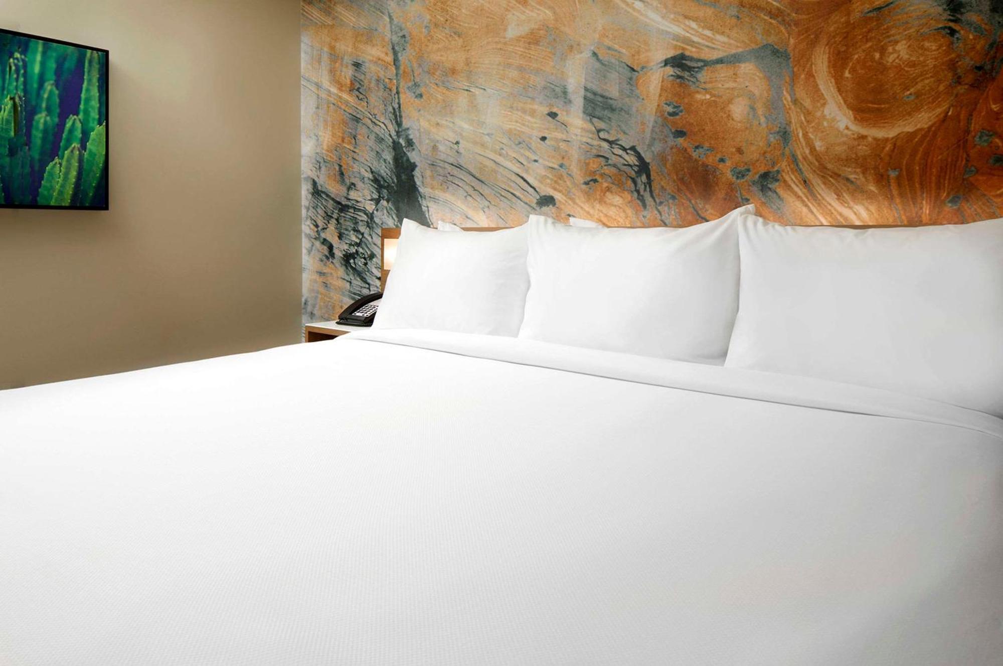 Cambria Phoenix - Fashion Center Hotel Chandler