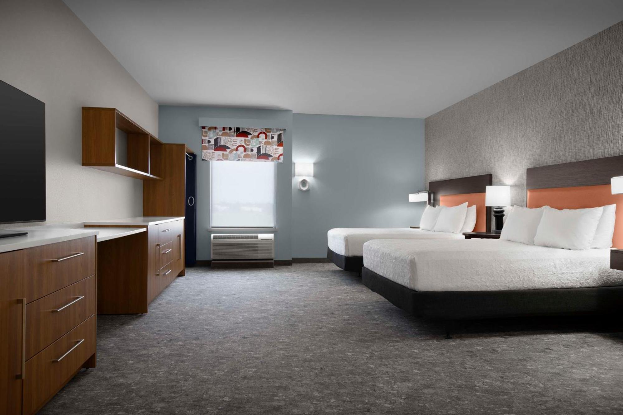 Home2 By Hilton Phoenix Hotel