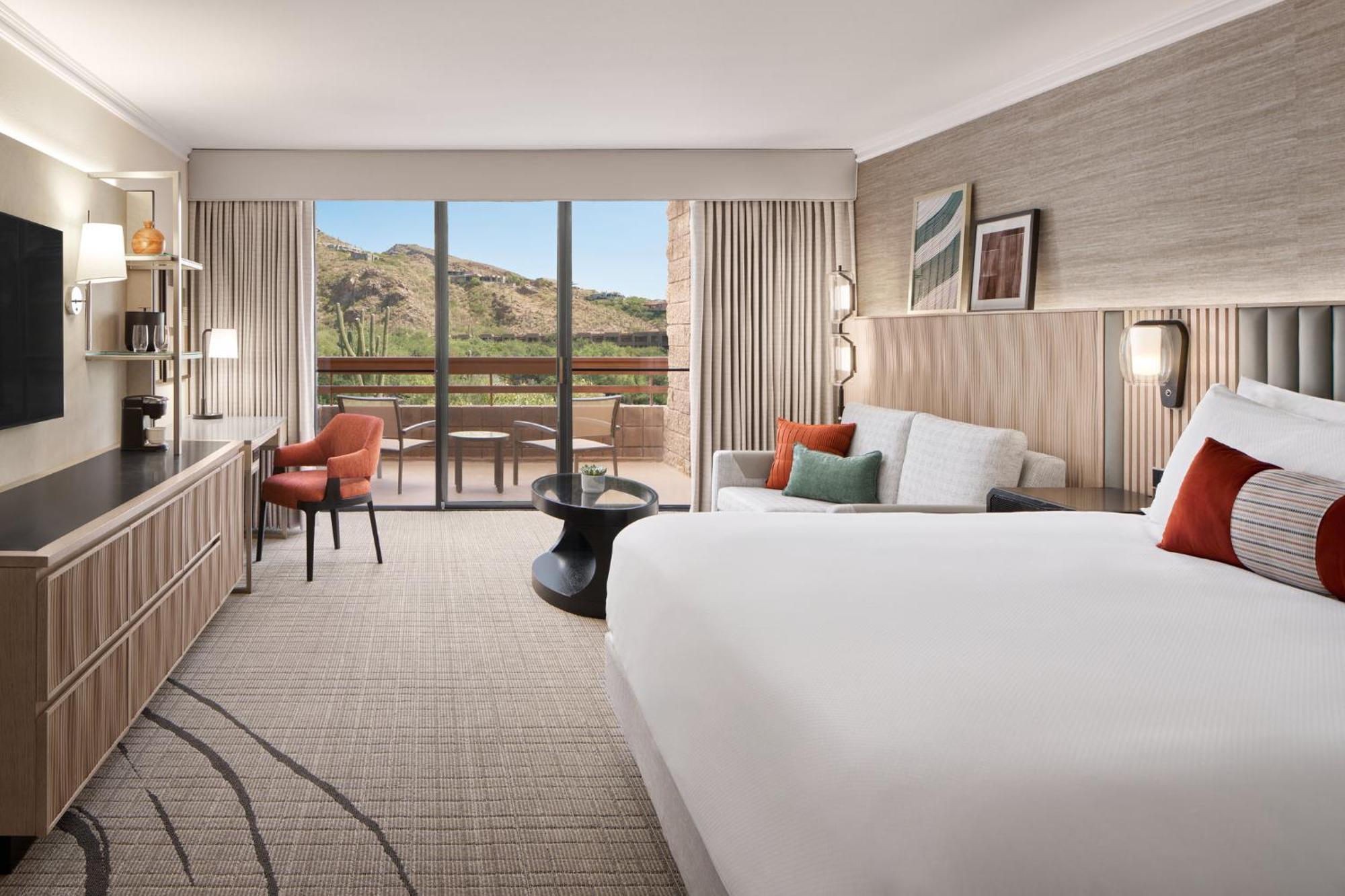 Loews Ventana Canyon 4*