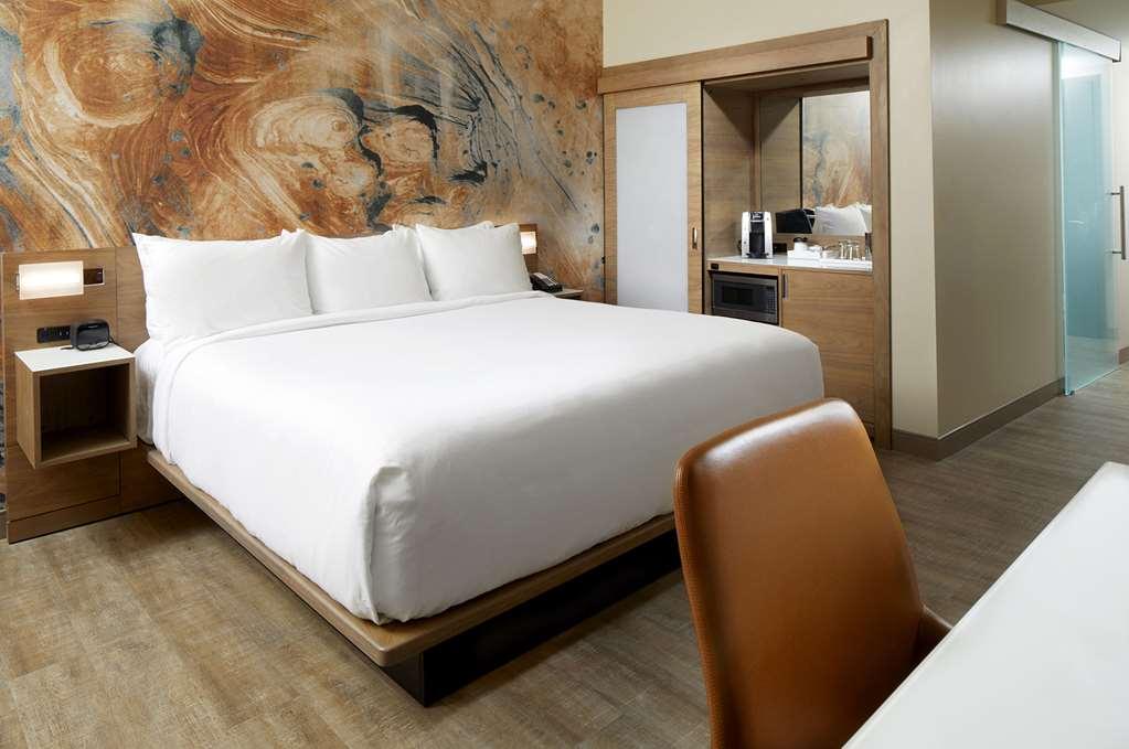 Hotel Cambria Phoenix - Fashion Center 4*