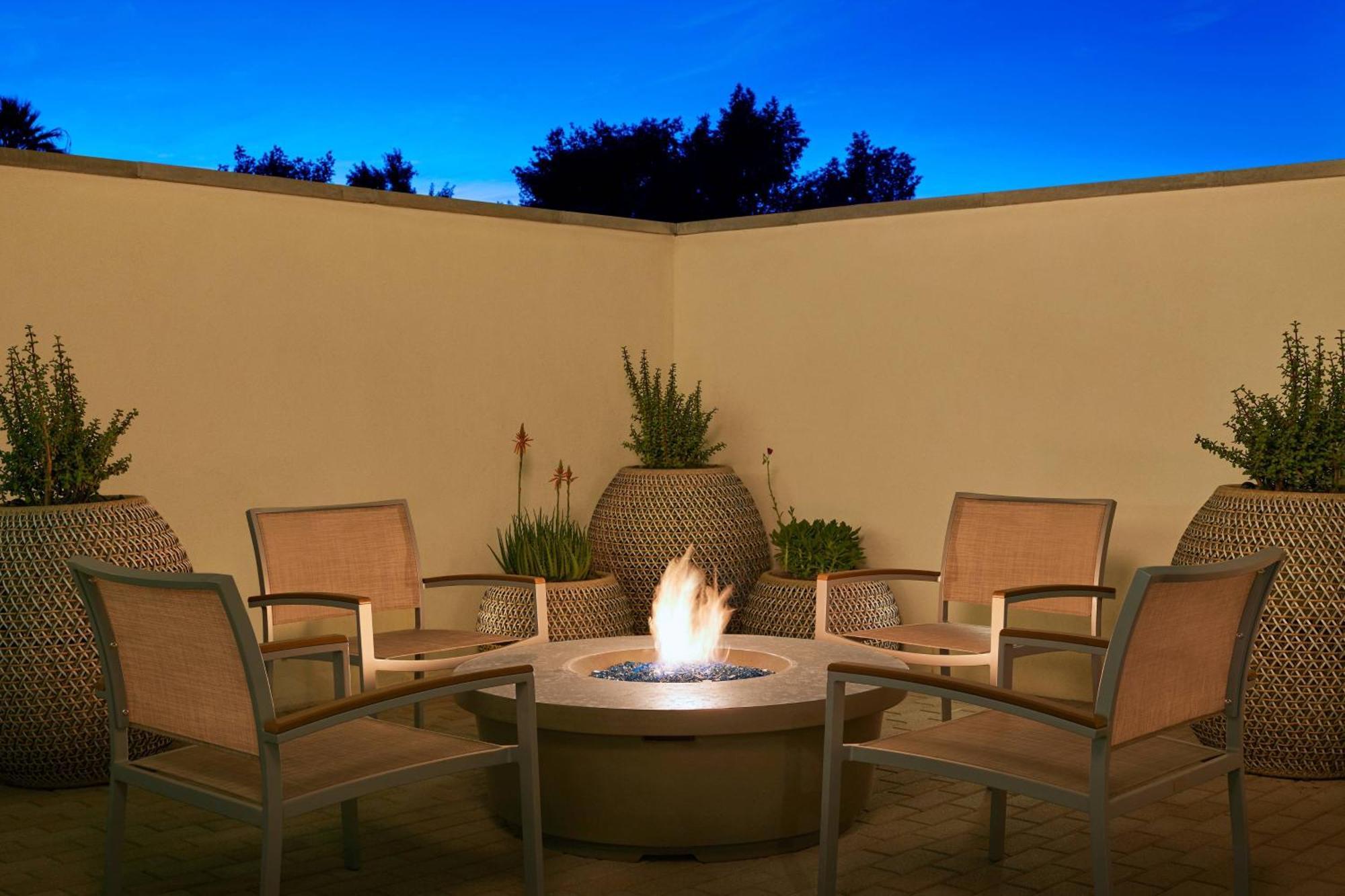 Element Fashion Center Hotel Chandler