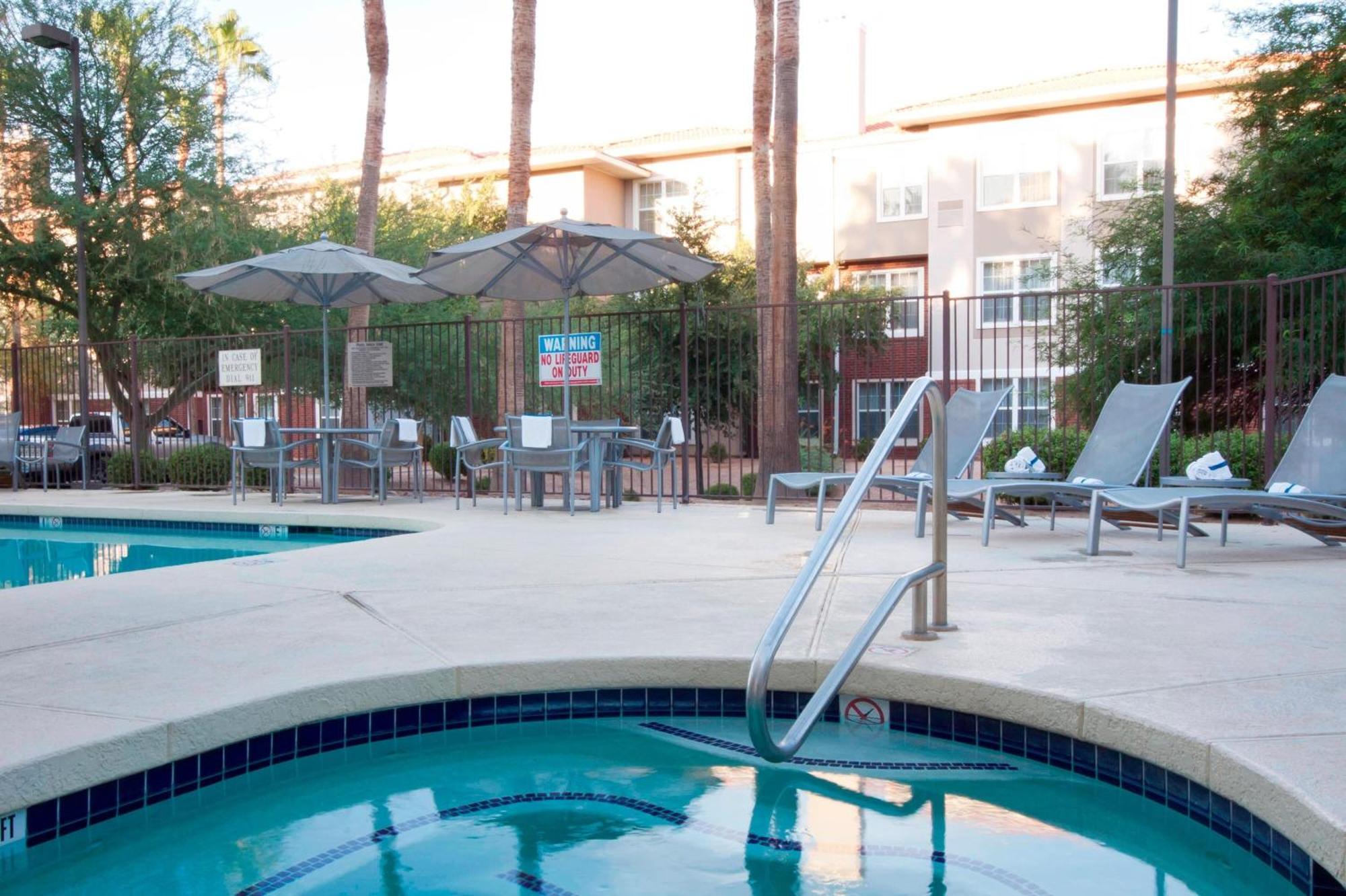 Springhill Phoenix Chandler/fashion Center Hotel 3*