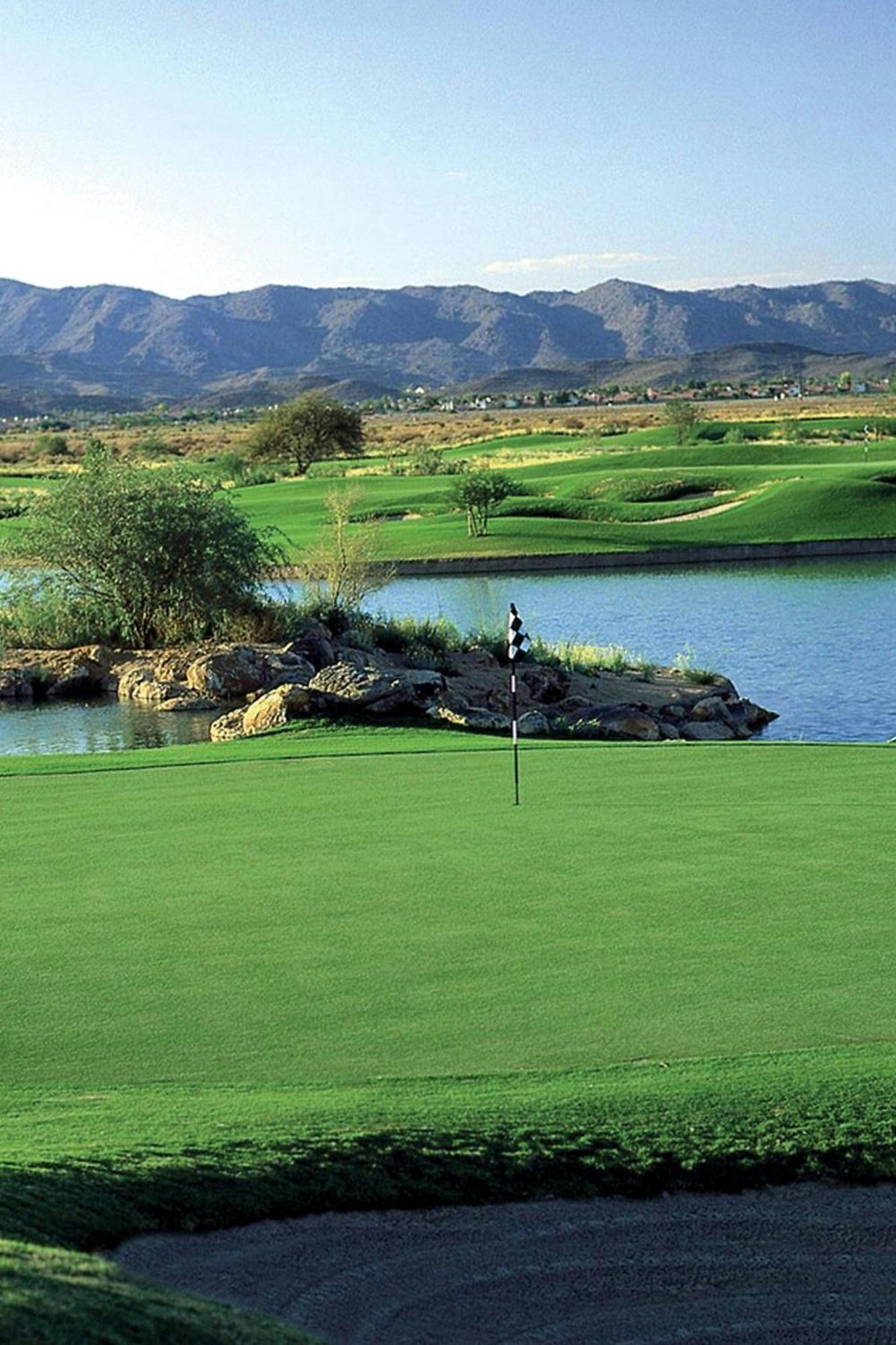 Sheraton Grand At Wild Horse Pass Resort