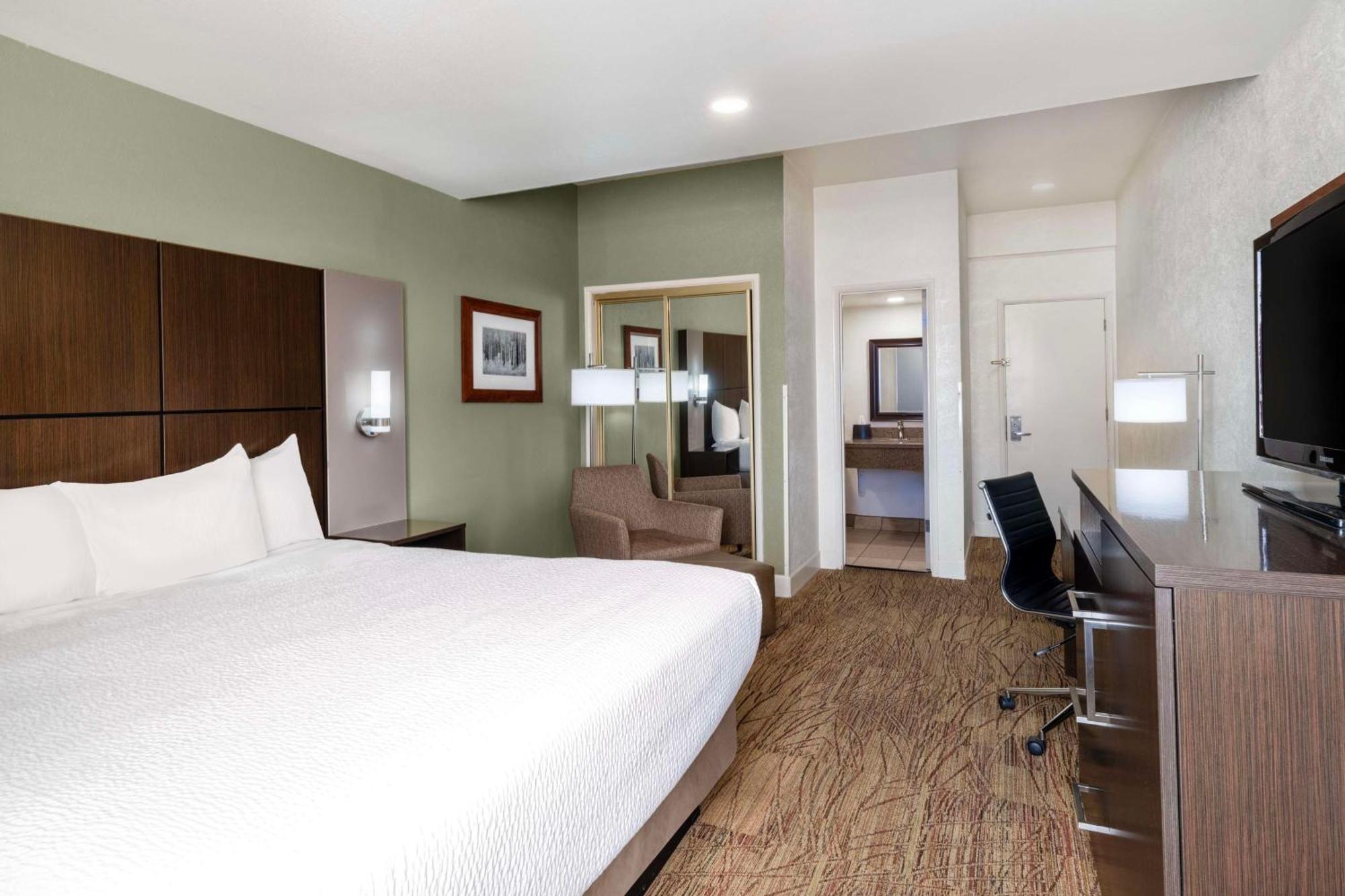 Western Pony Soldier & Hotel 3*