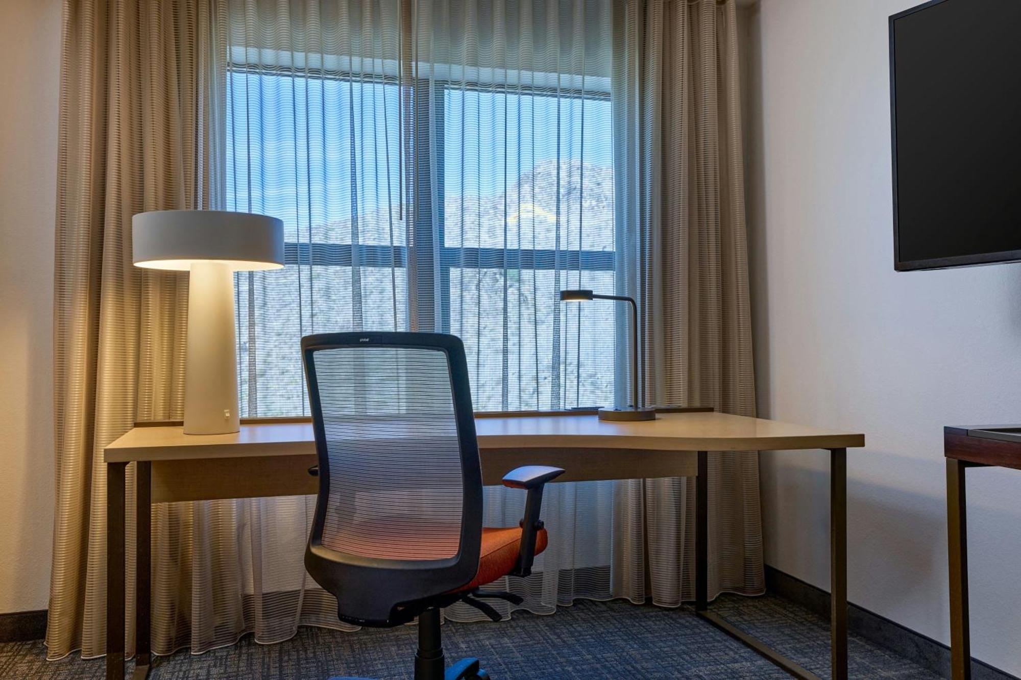 By Marriott Downtown/university Hotel Tempe