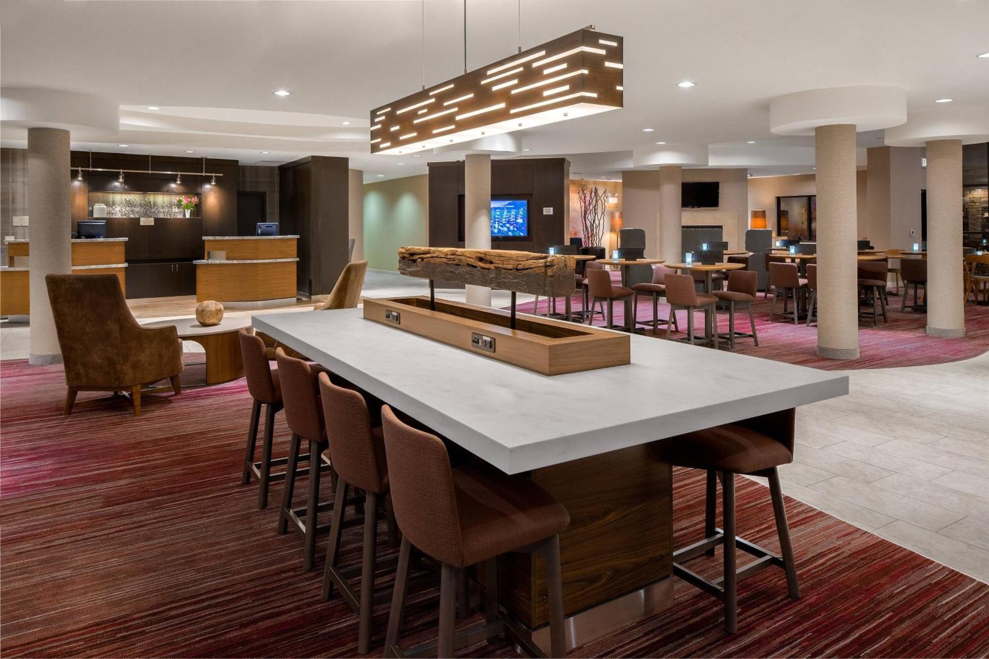 Hotel Courtyard 3*