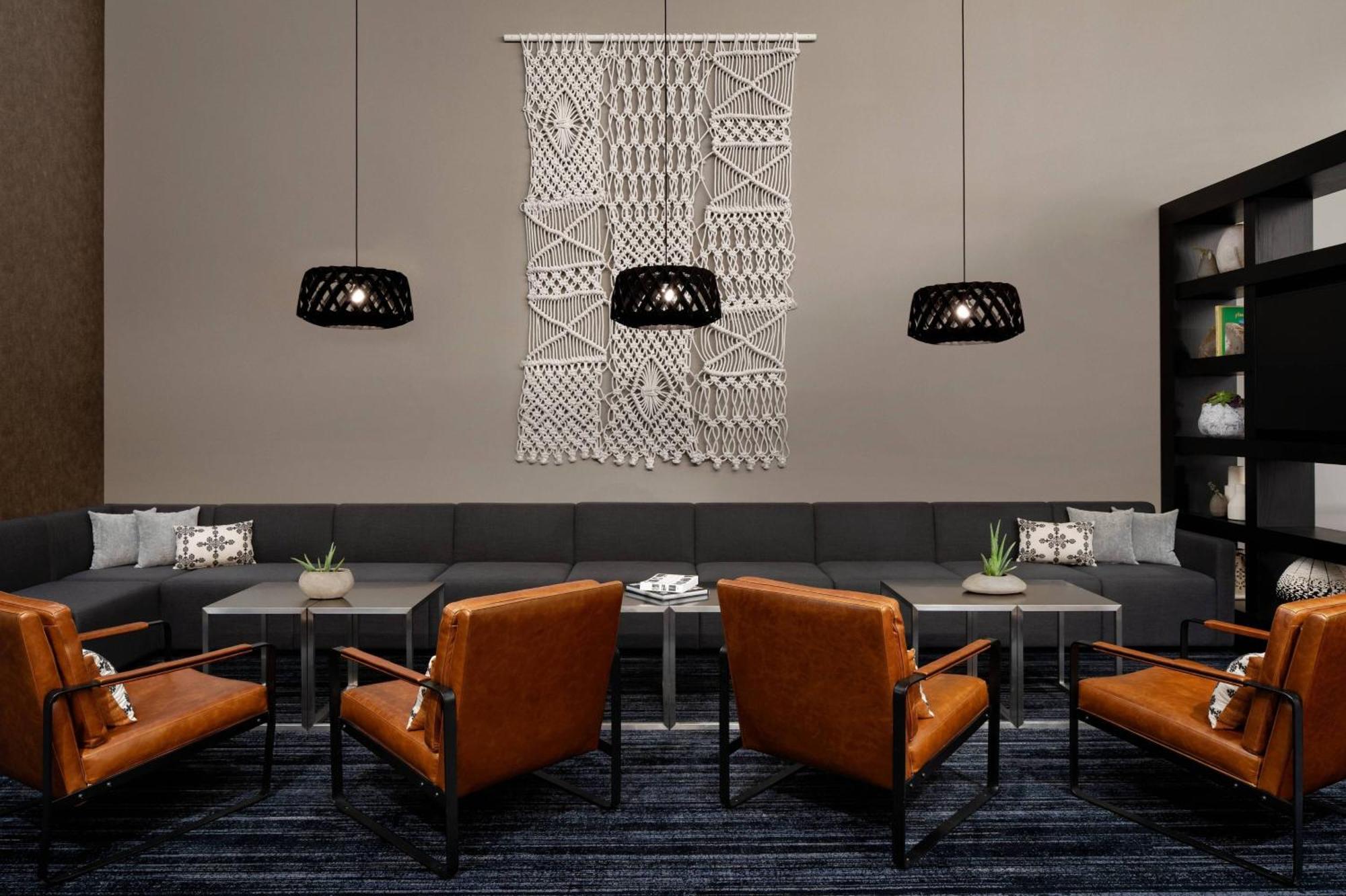 Marriott Phoenix 4*