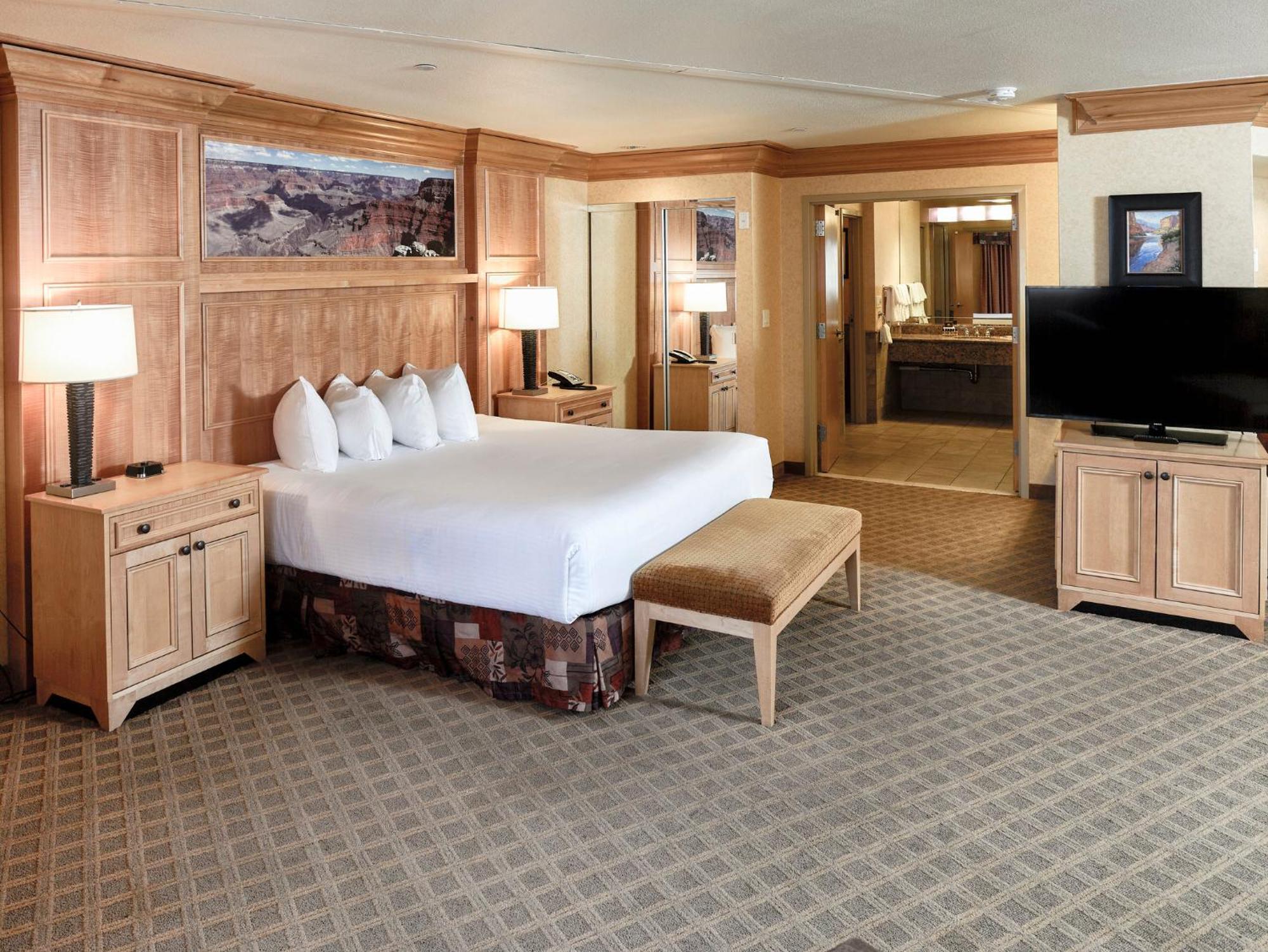 The Squire At Grand Canyon By Ihg Tusayan