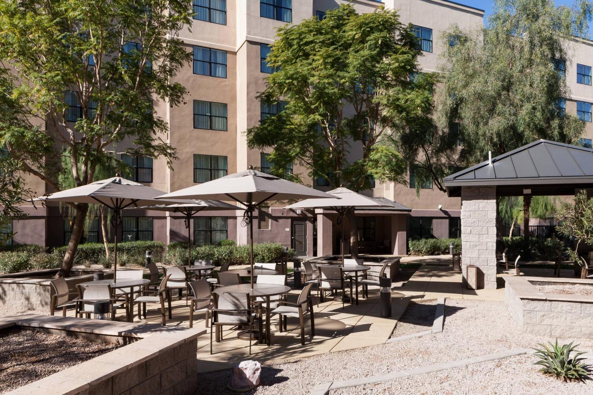 North Happy Valley Hotel