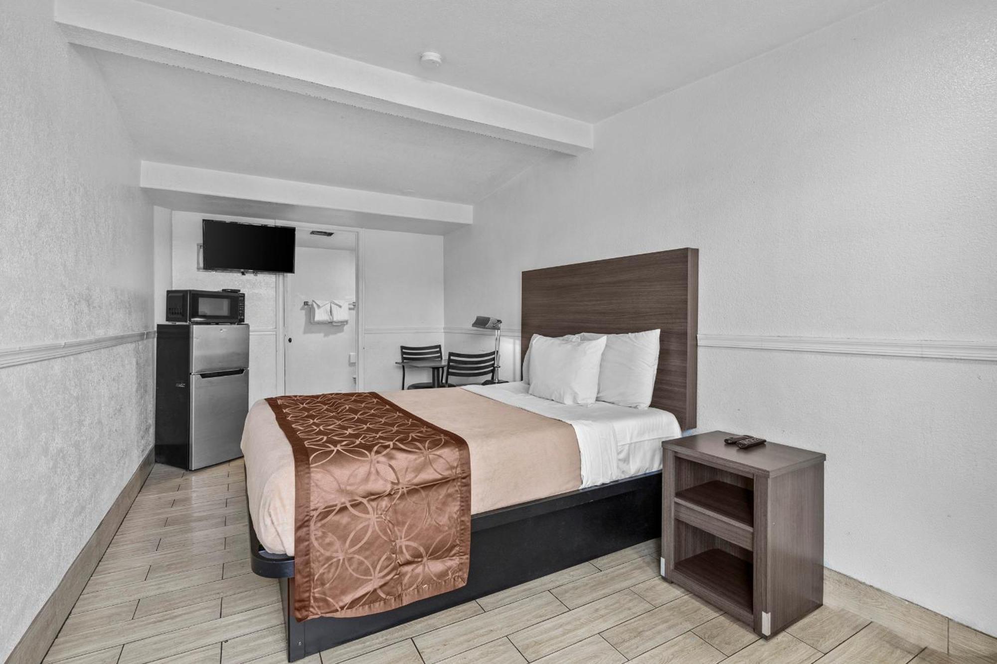 American Executive Hotel Mesa