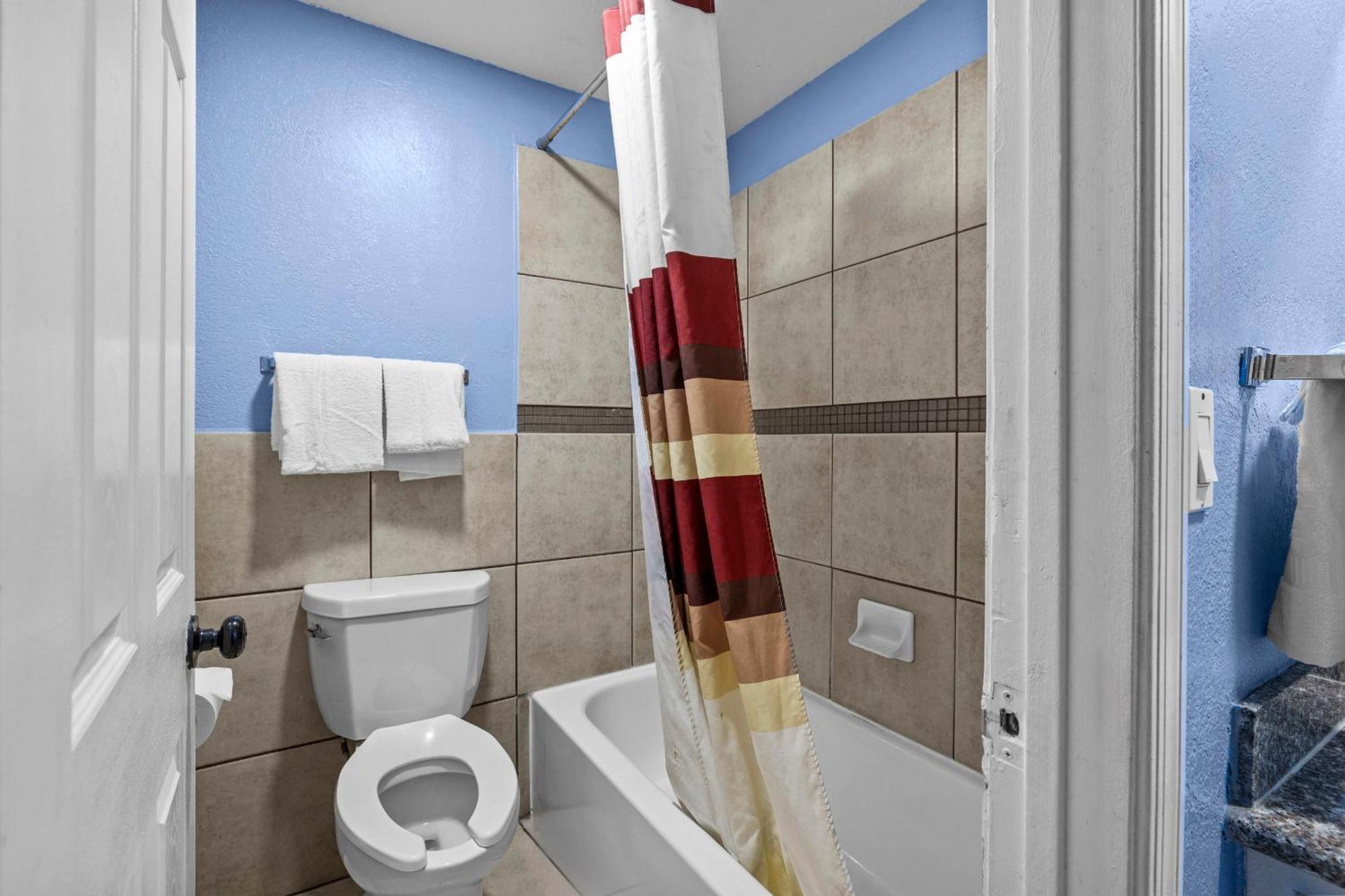 Hotel American Executive 3*