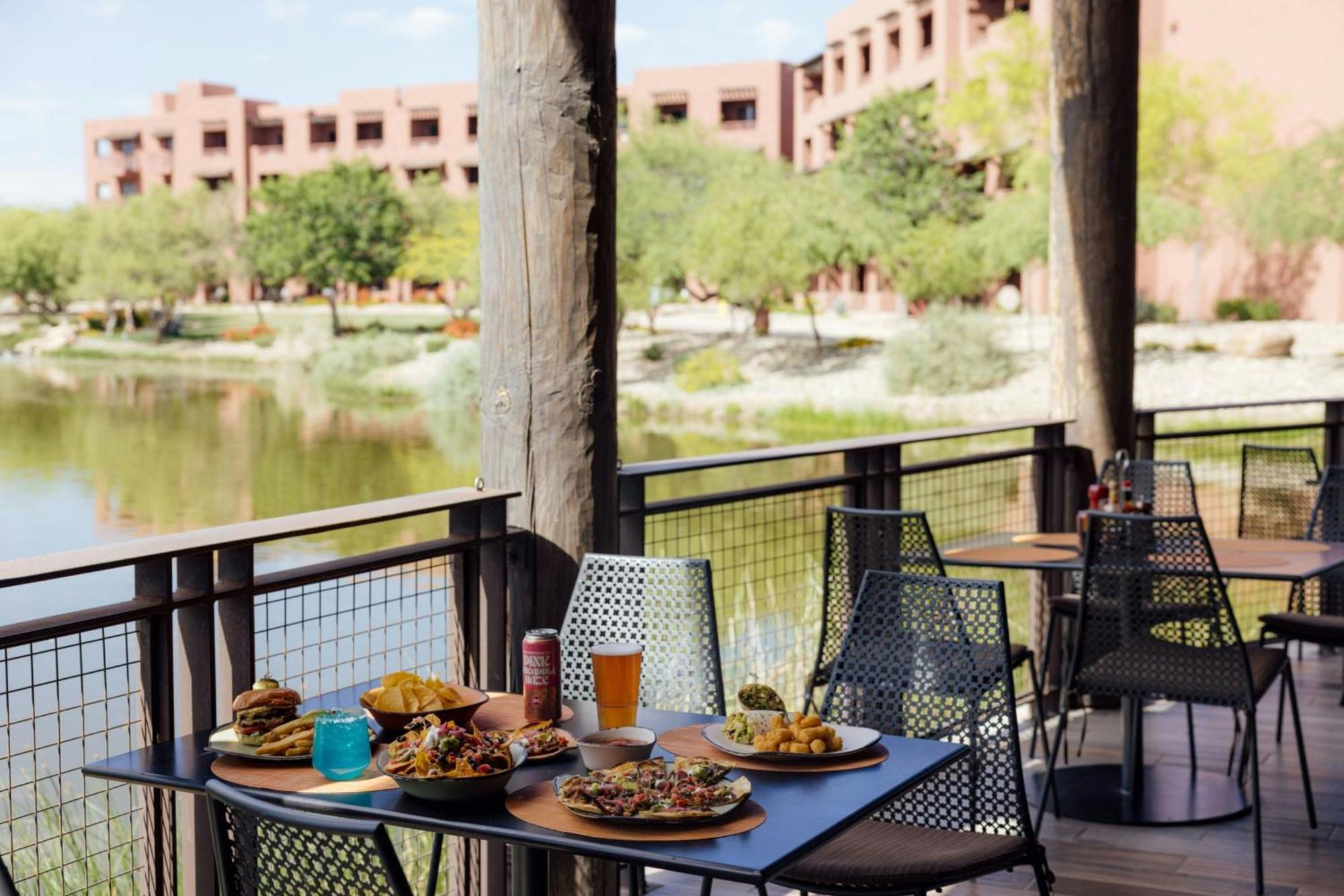 Sheraton Grand At Wild Horse Pass Resort 4*