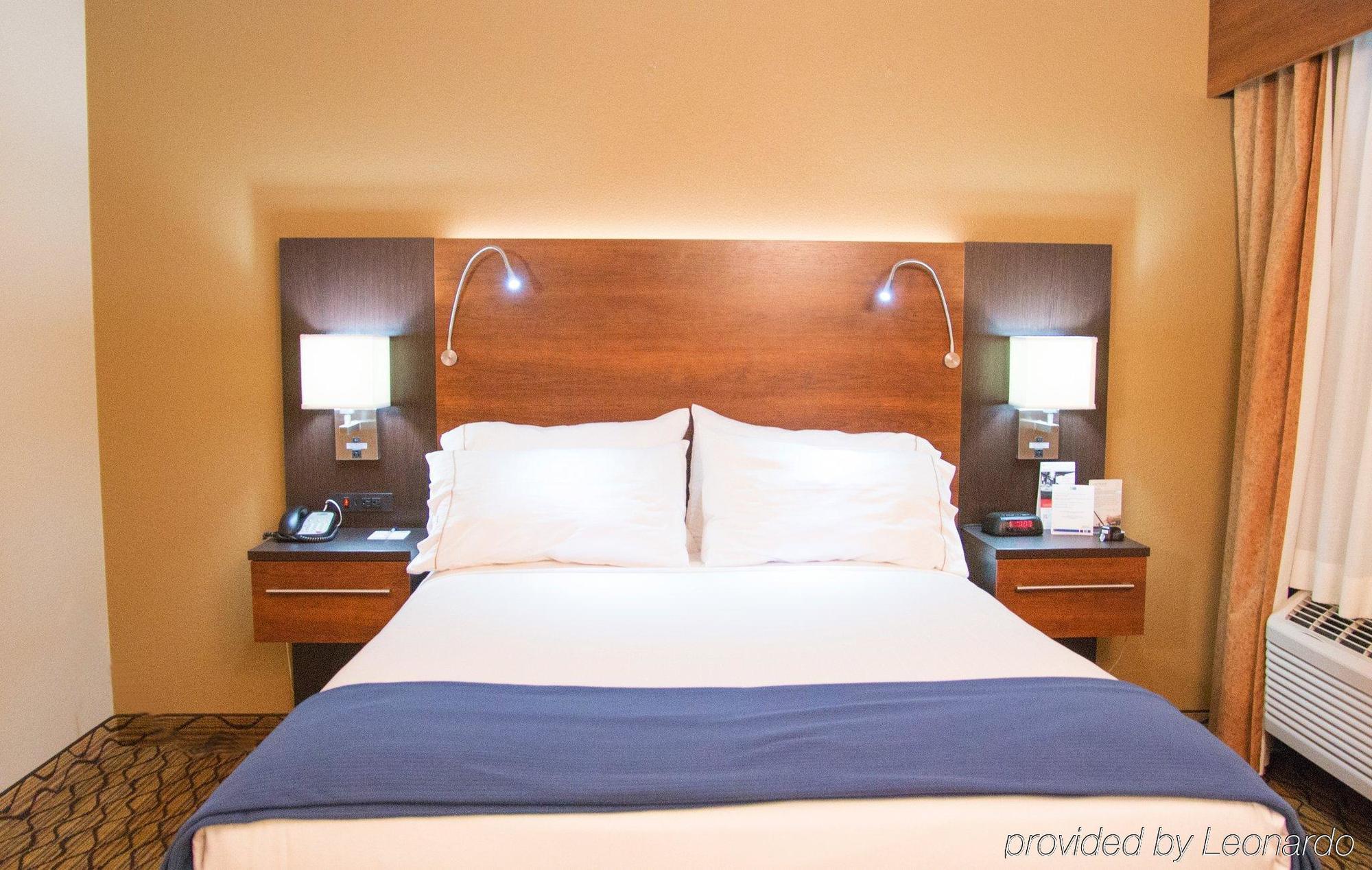 Express & Grand Canyon By Ihg 3*