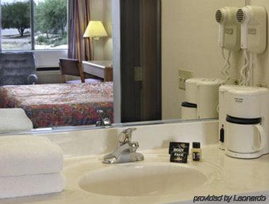 Travelodge By Wyndham Az Hotel