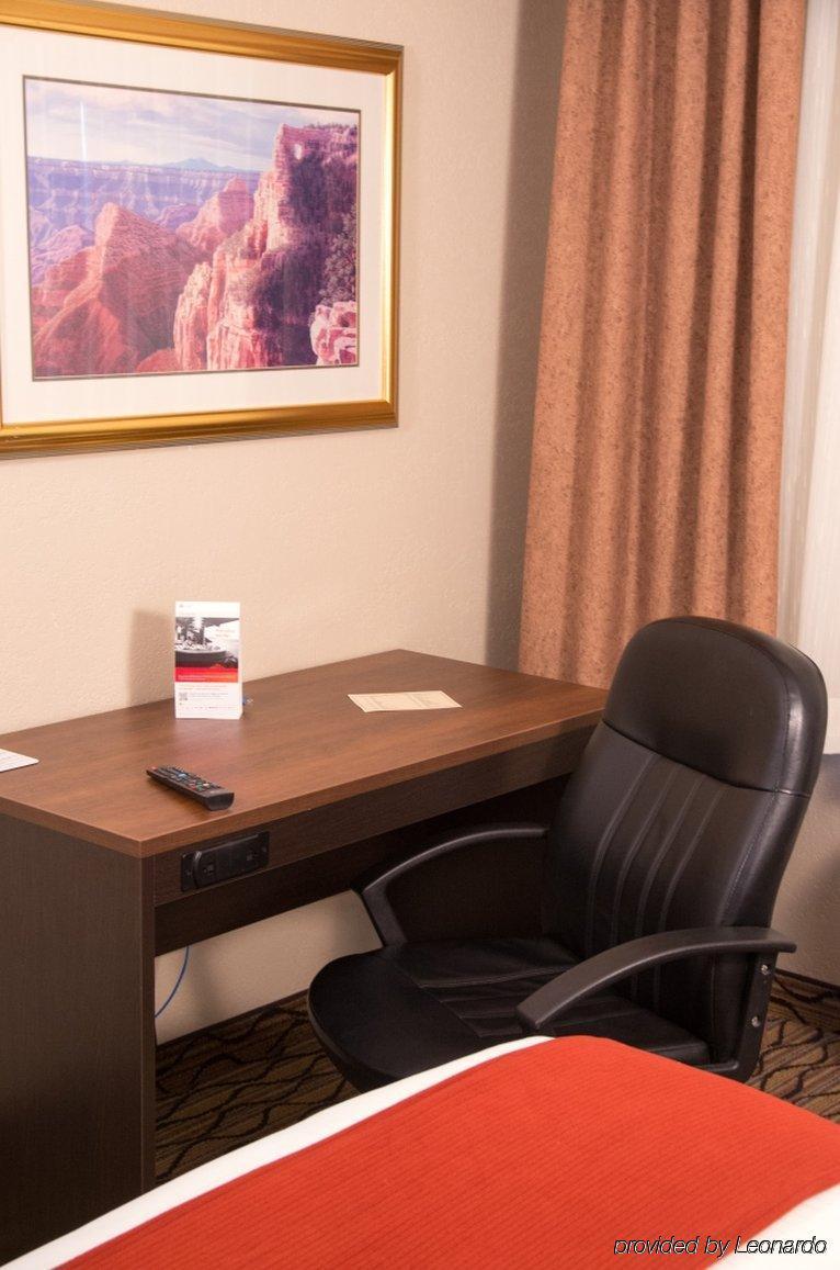 Express & Grand Canyon By Ihg 3*