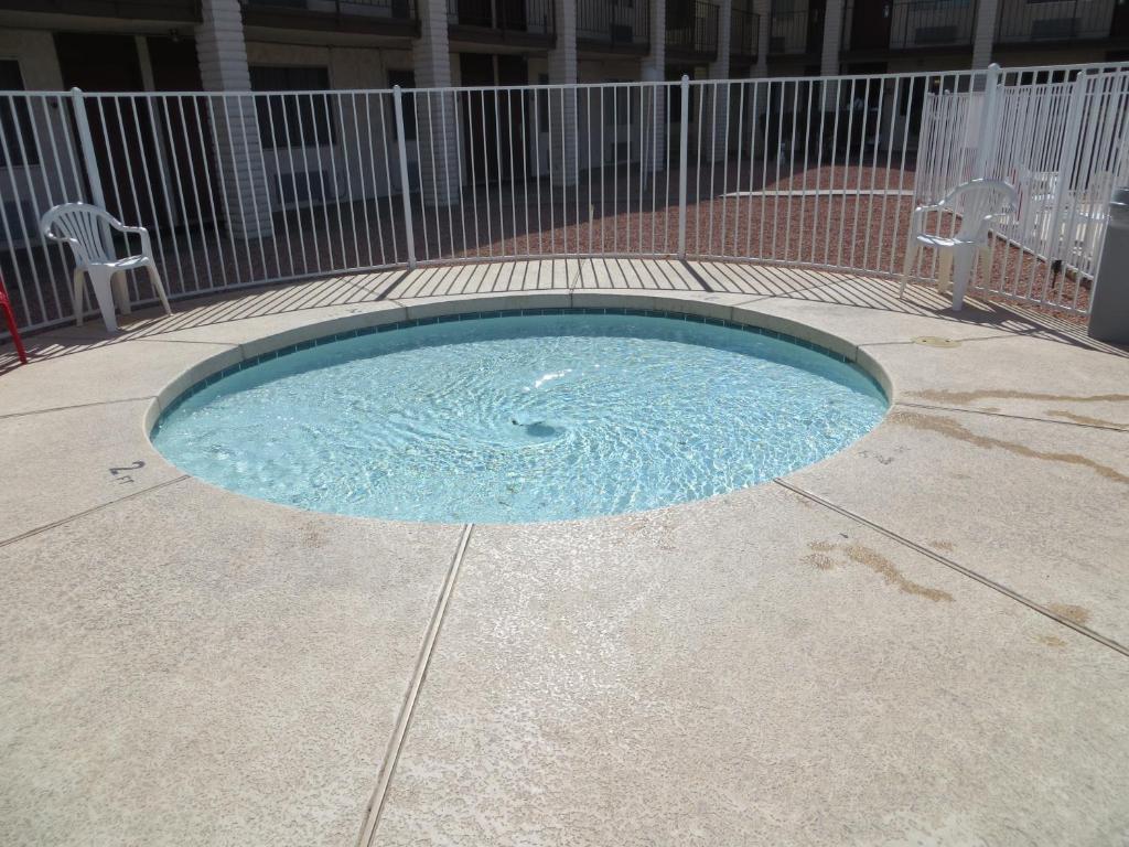 Premier Metro Inn Phoenix