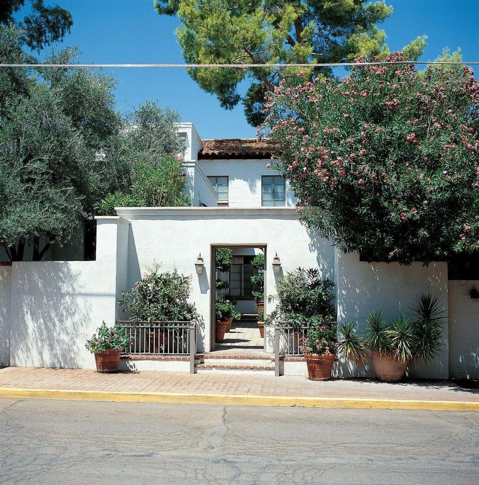 Arizona Hotel