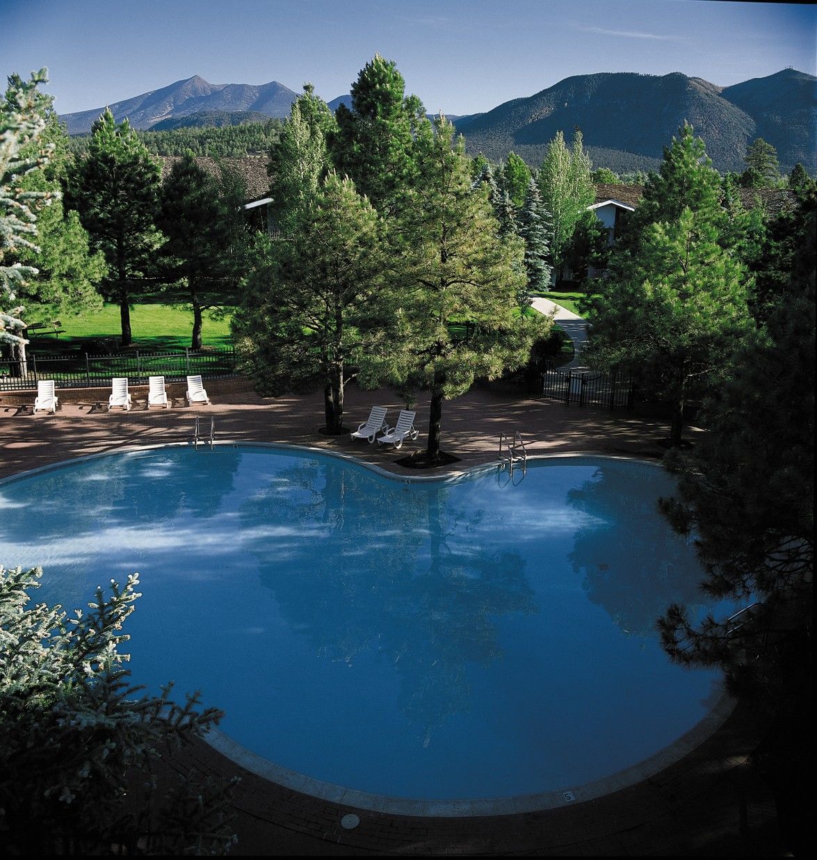 Hotel Little America 4*