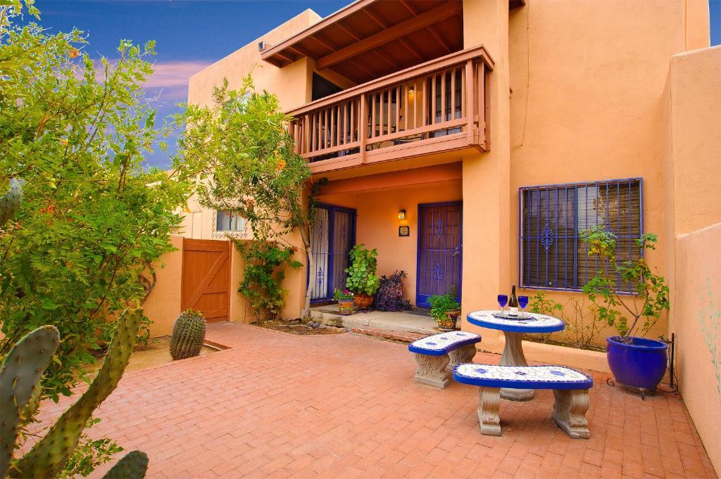 Bed & Breakfast Adobe Rose