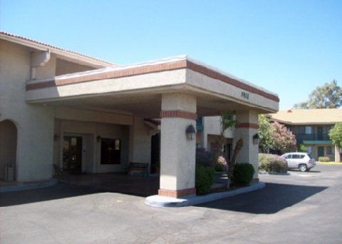 3 Palms North Foothills Hotel
