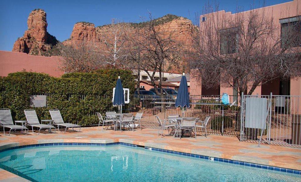 Bell Rock Hotel 3*