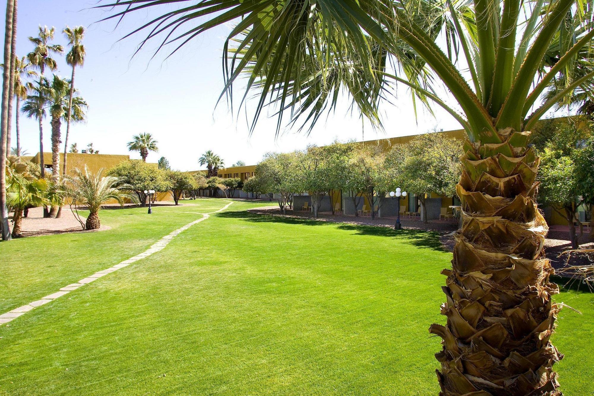 Doubletree By Hilton Tucson-reid Park 3*