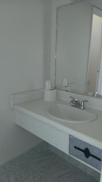 Royal Motor Motel 2*