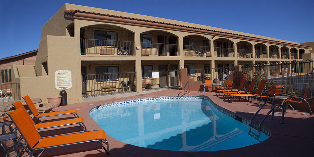 Motel Desert Quail At Bell Rock Sedona