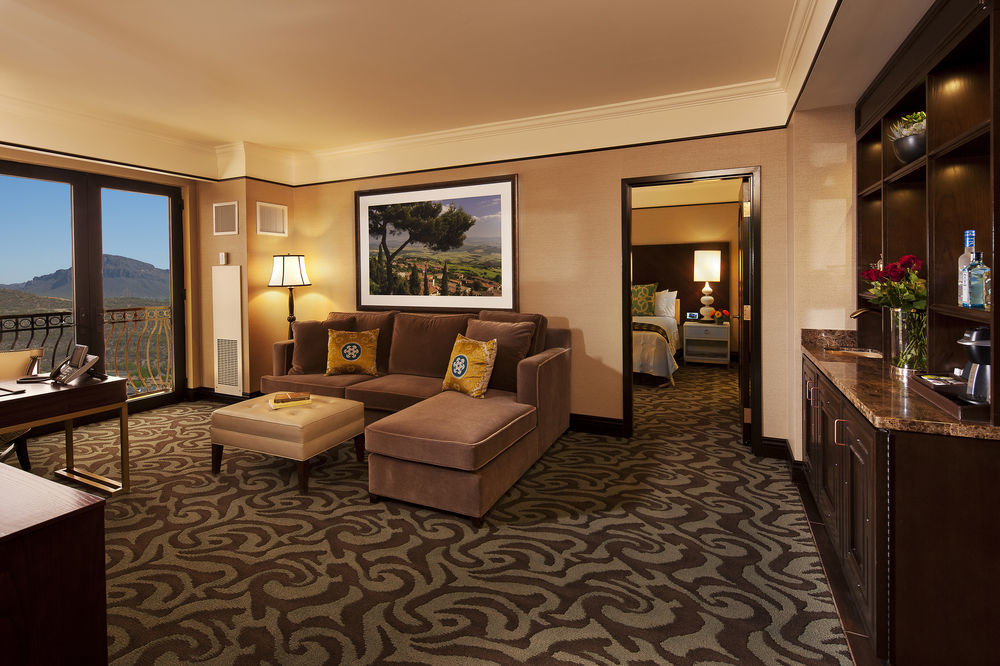 Casino Del Sol Resort 4*