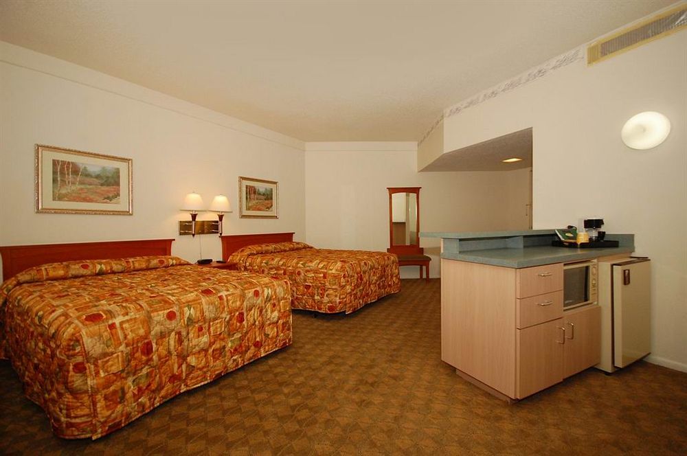Windemere & Conference Center Hotel