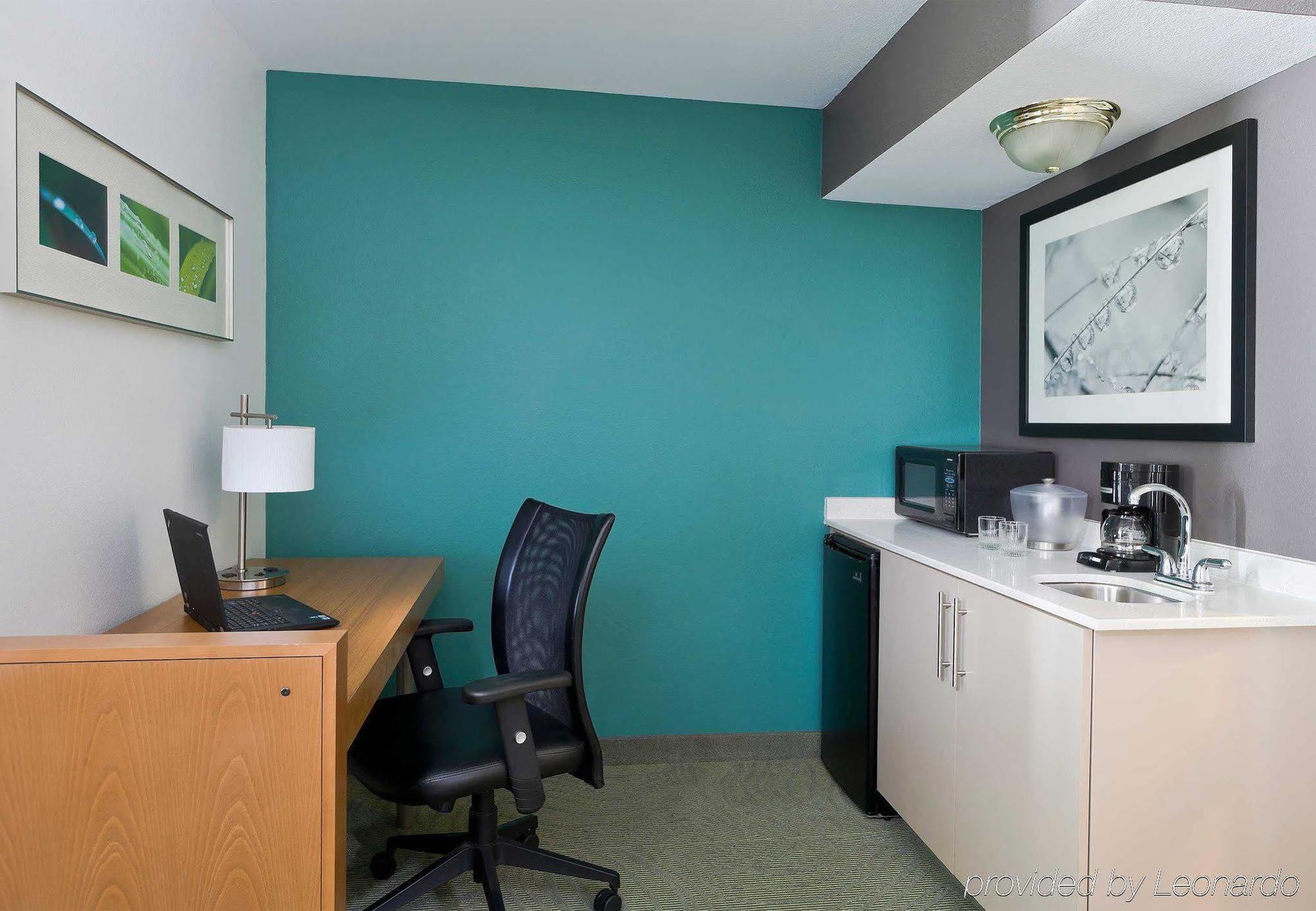 Hotel Springhill North