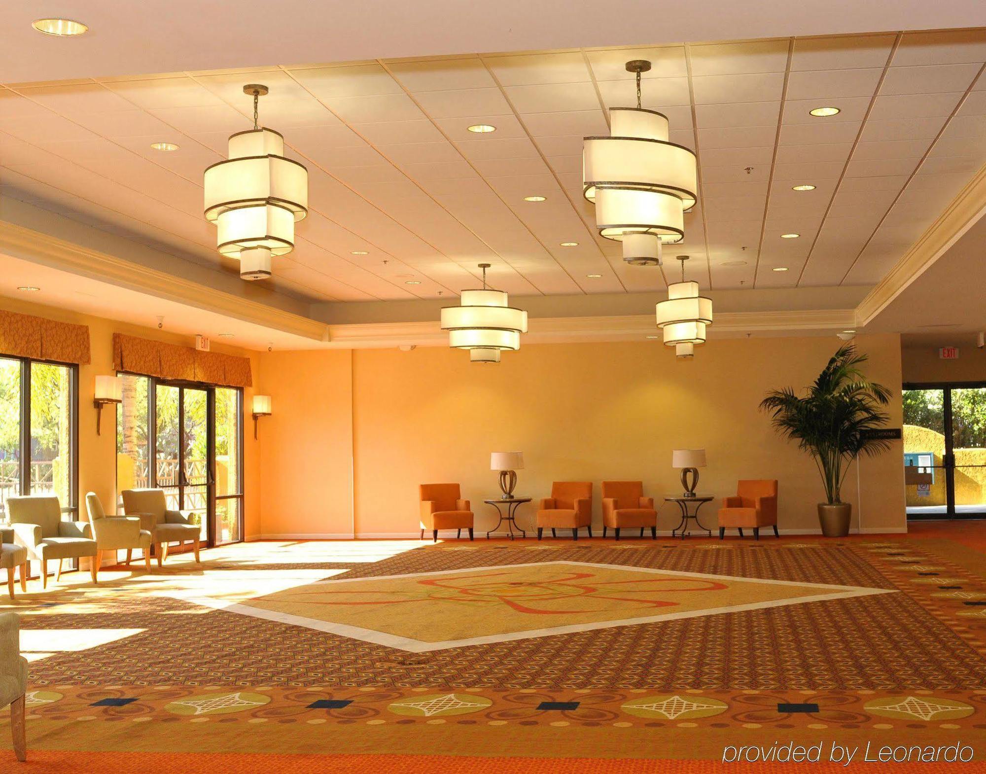 Hotel Doubletree By Hilton Tucson-reid Park Tucson