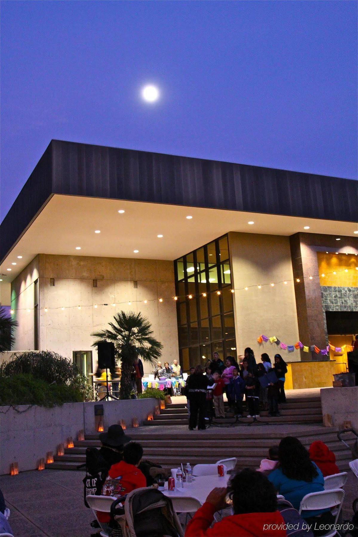 Doubletree By Hilton Tucson-reid Park Hotel