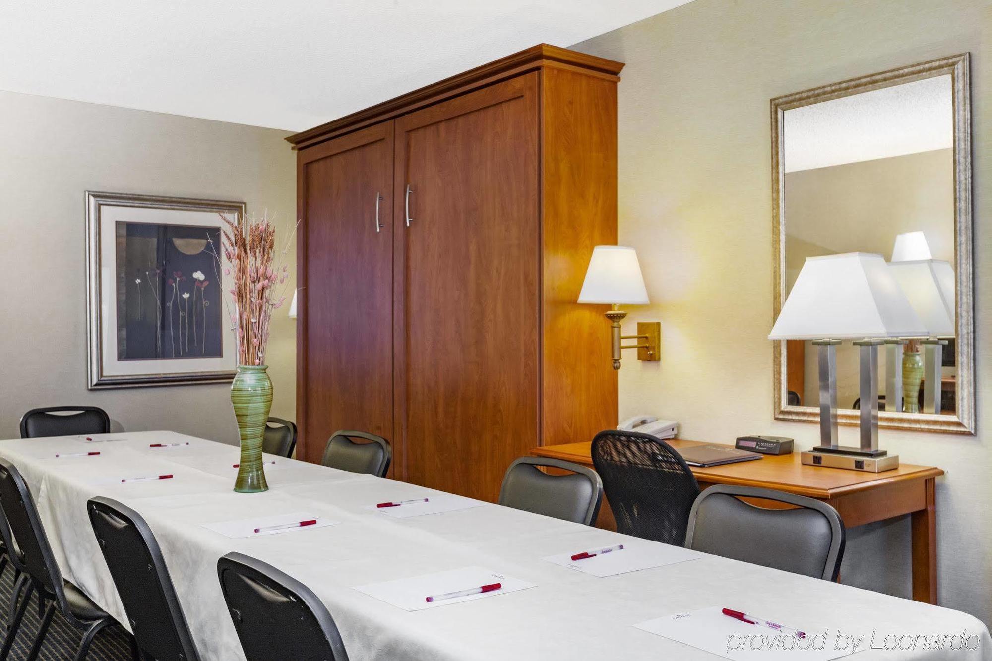 Greentree Hotel 3*