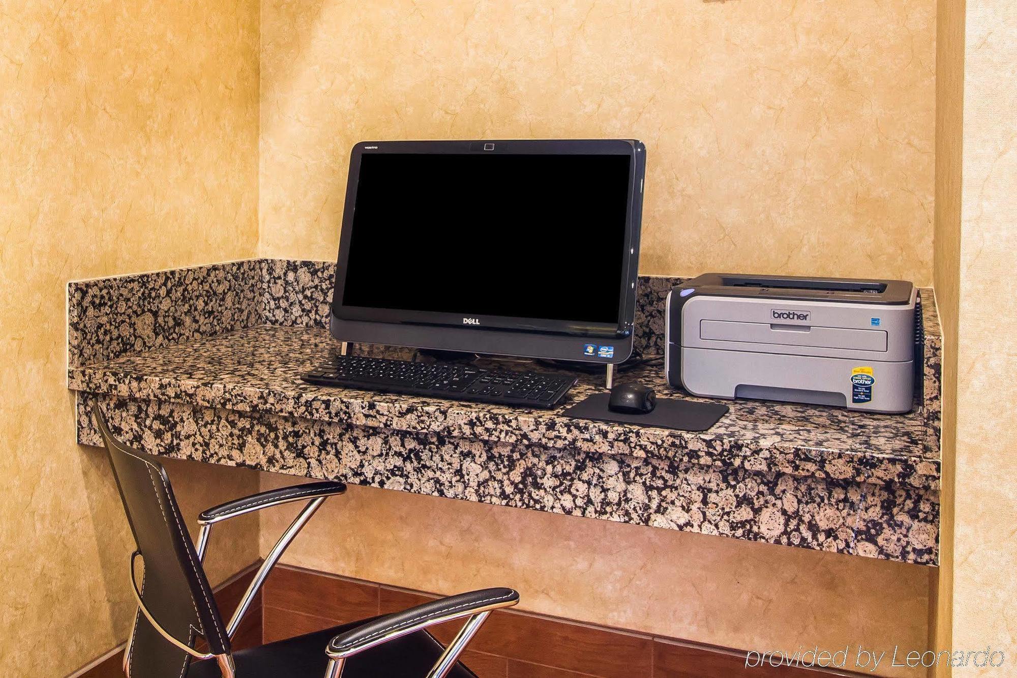 Inn Comfort Near Grand Canyon 3*