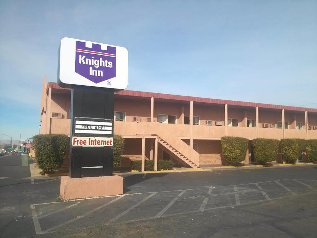 Motel Knights 2*