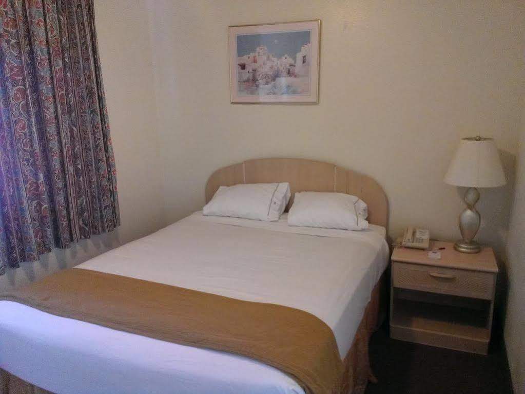 Motel Knights