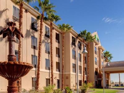 Hotel By Ihg 3*