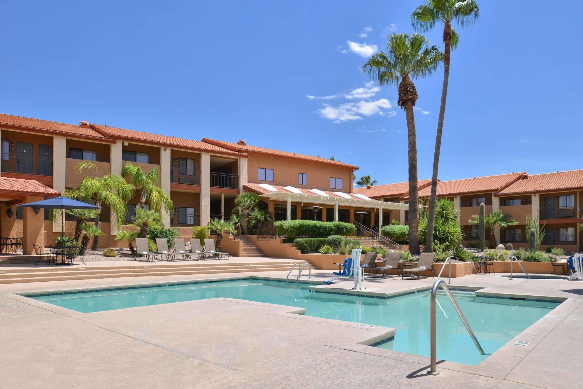 3 Palms North Foothills 3*