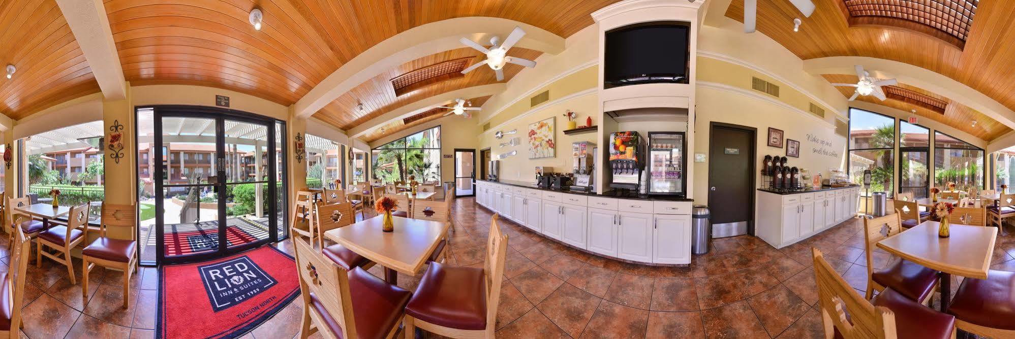 Hotel 3 Palms North Foothills 3*